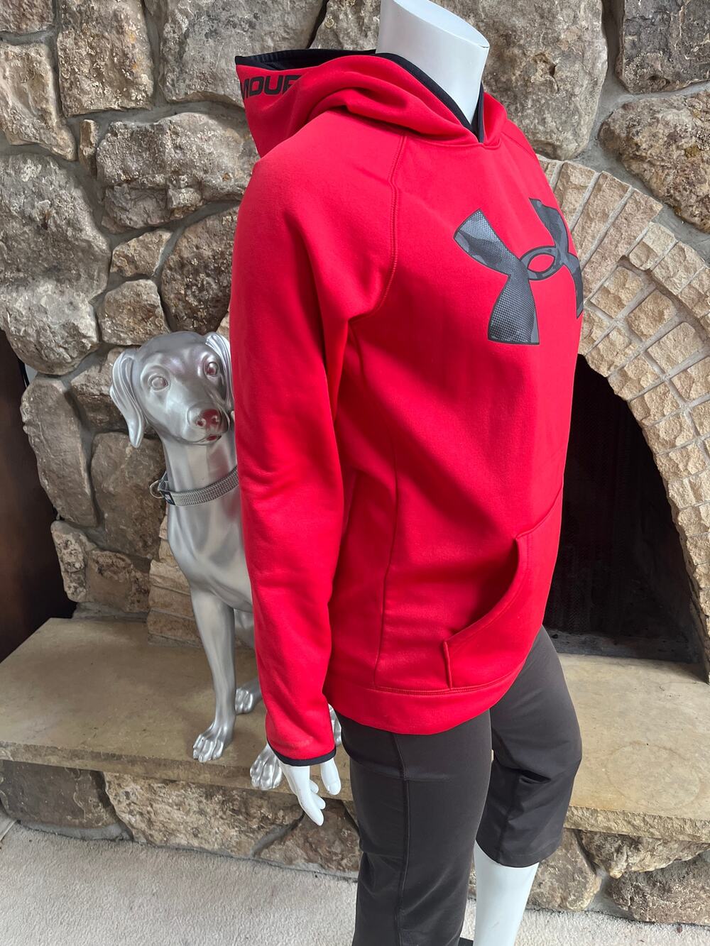 Under Armour Hooded Red Black Sweatshirt with Pocket Youth Size XL
